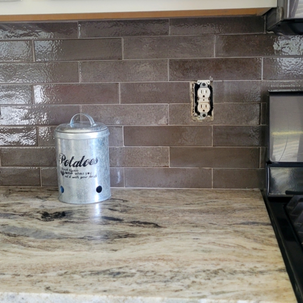 Backsplash tole 3 x 12 Quiet Storm Smoky Grey tile